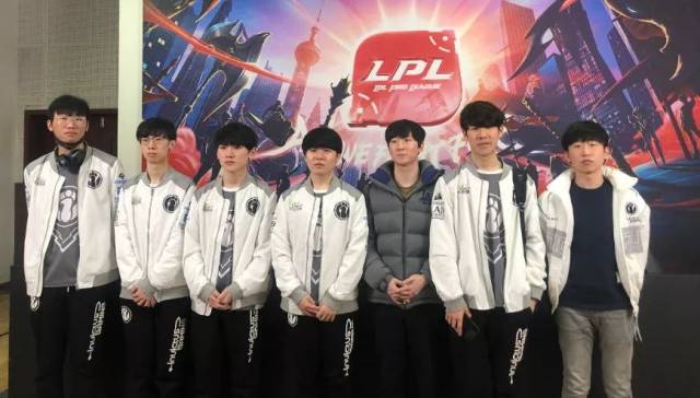 推动了地方 推动了地方